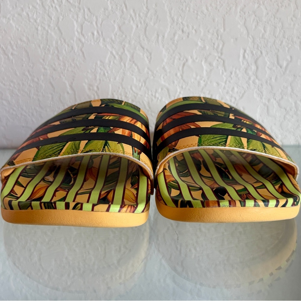 FARM Rio Striped Floral Multicolor Adidas Adilette Comfort Slide Sandals Size 9 - Picture 3 of 7